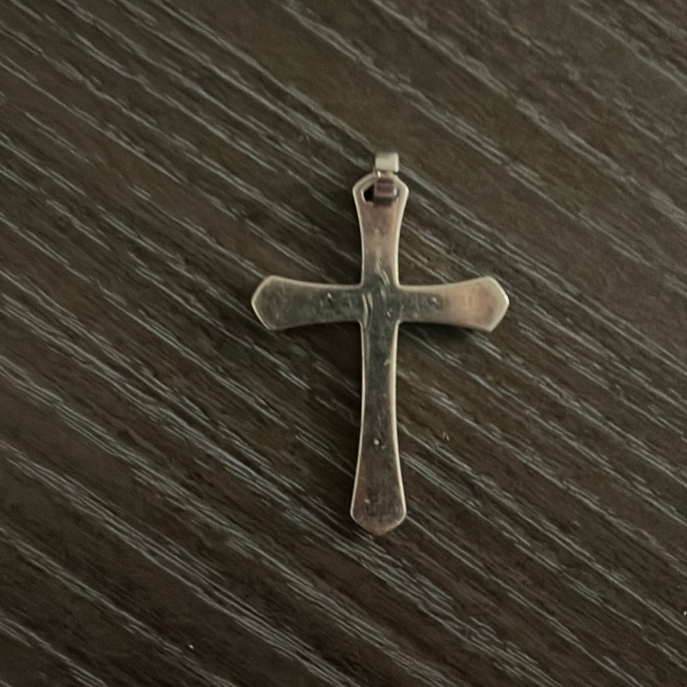 Men’s cross necklace charm